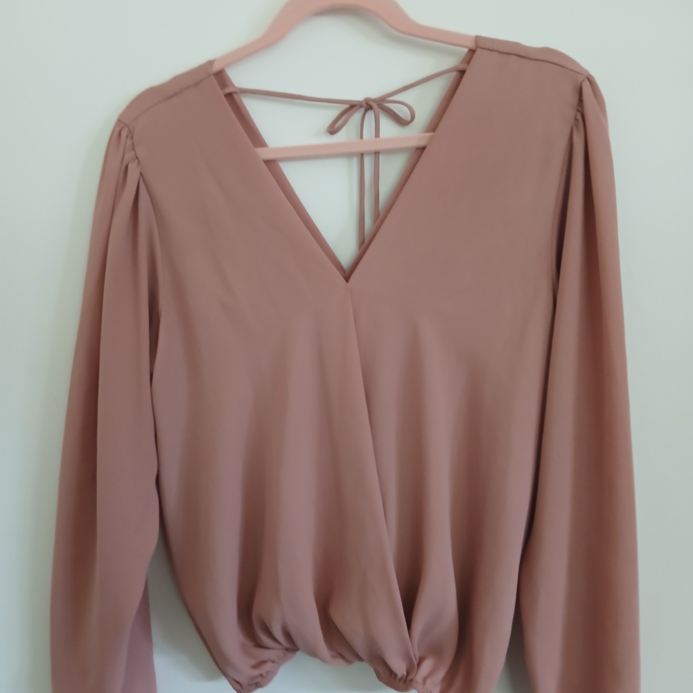 a'gaci Dusty Pink V-Neck Blouse
